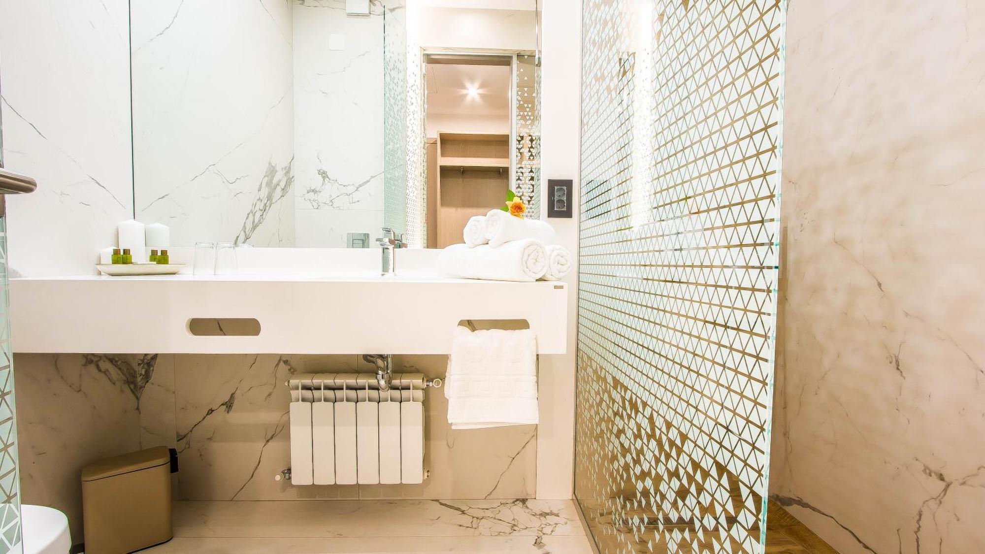 Central Carol Aparthotel 2 บูคาเรสต์ ภายนอก รูปภาพ